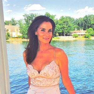 Meet your Posher, Ellen